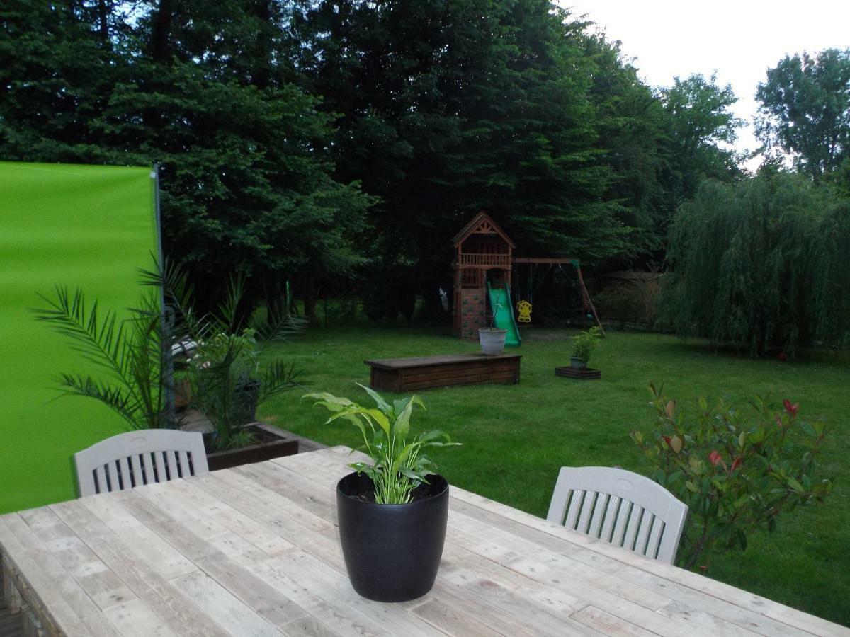 Ici Et La Canaples Exterior foto